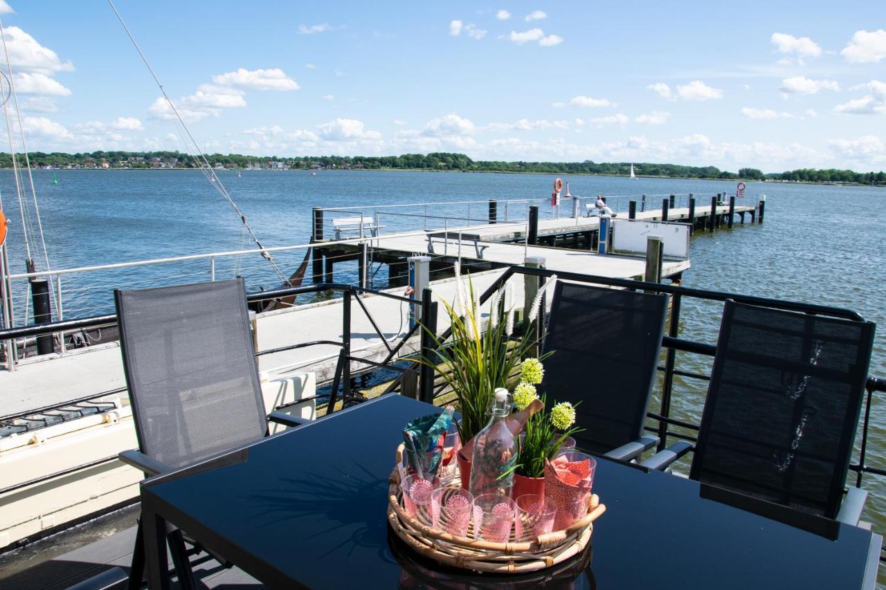 Island-Dreams Hausboot Cecilie Lägenhet Schleswig Exteriör bild