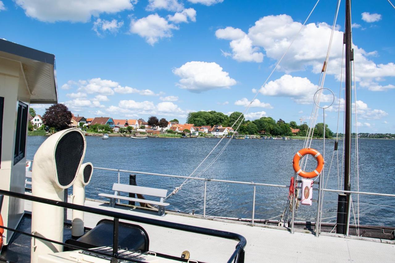 Island-Dreams Hausboot Cecilie Lägenhet Schleswig Exteriör bild