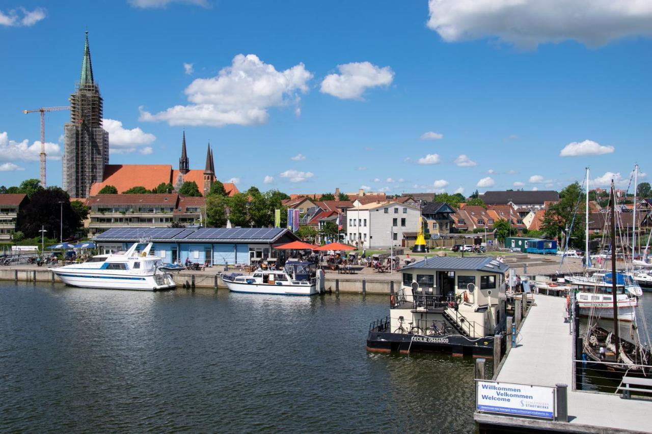 Island-Dreams Hausboot Cecilie Lägenhet Schleswig Exteriör bild